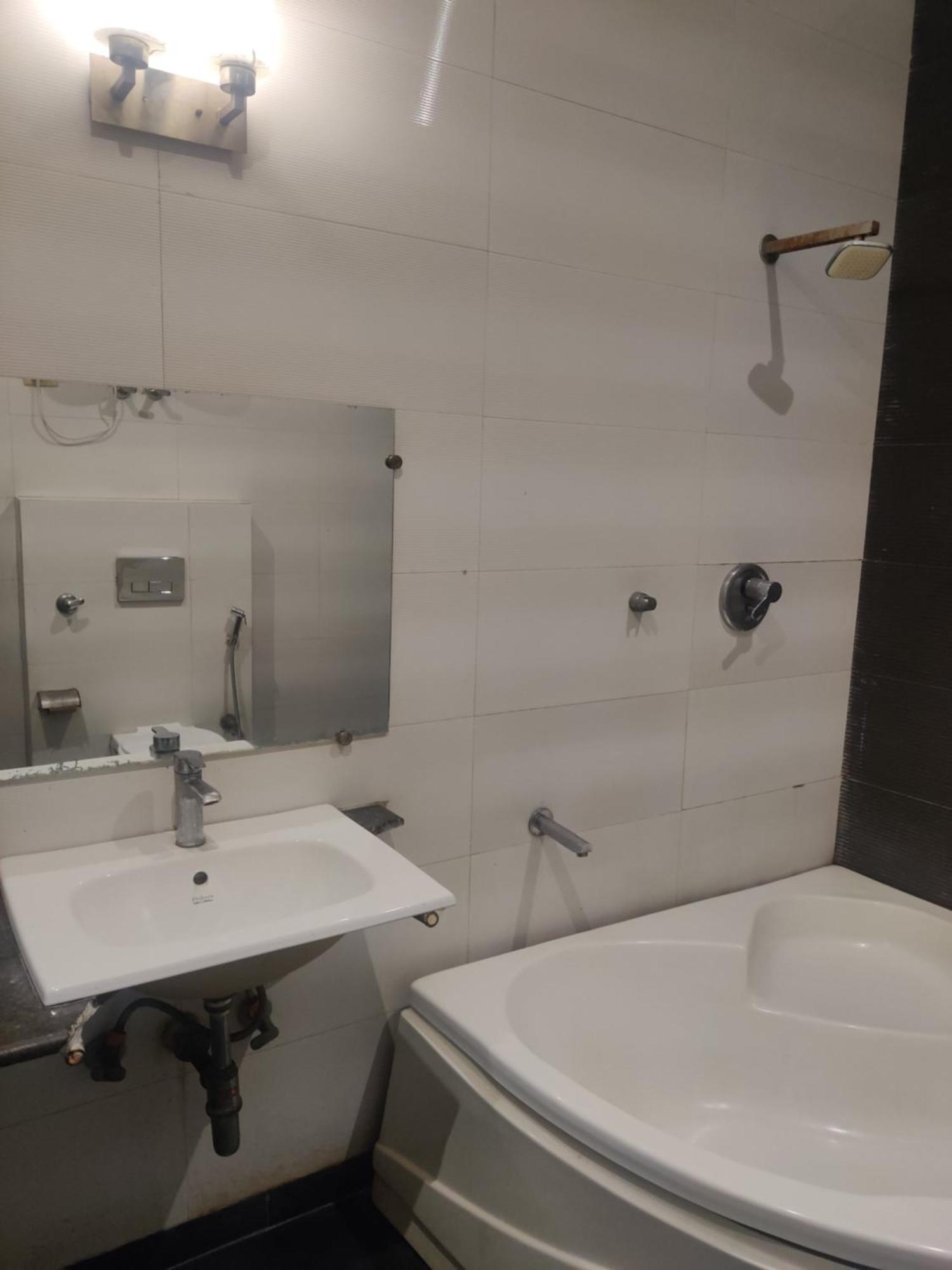 Hotel Delhi Airport Plaza Igi Airport Ню Делхи Екстериор снимка
