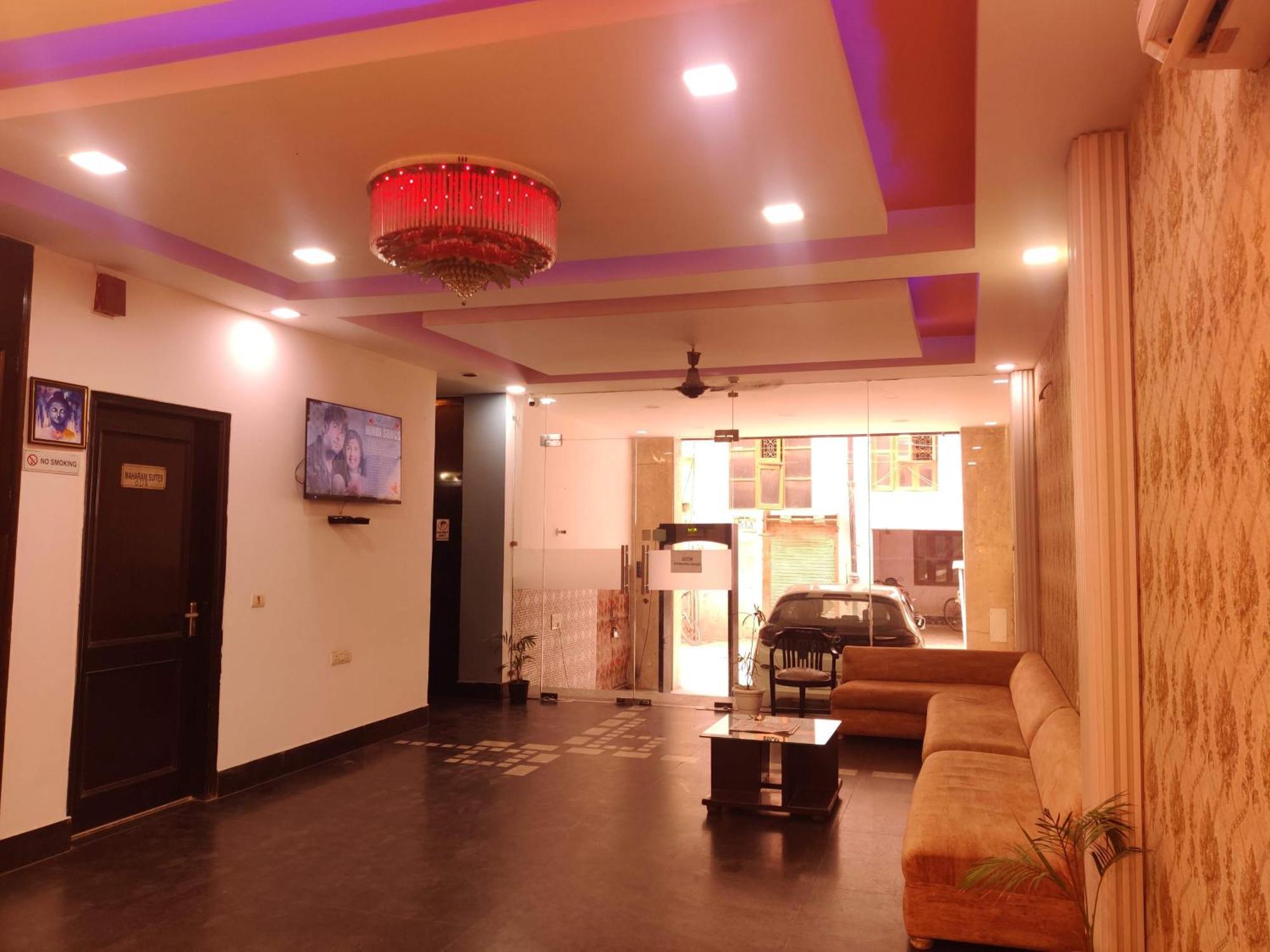 Hotel Delhi Airport Plaza Igi Airport Ню Делхи Екстериор снимка